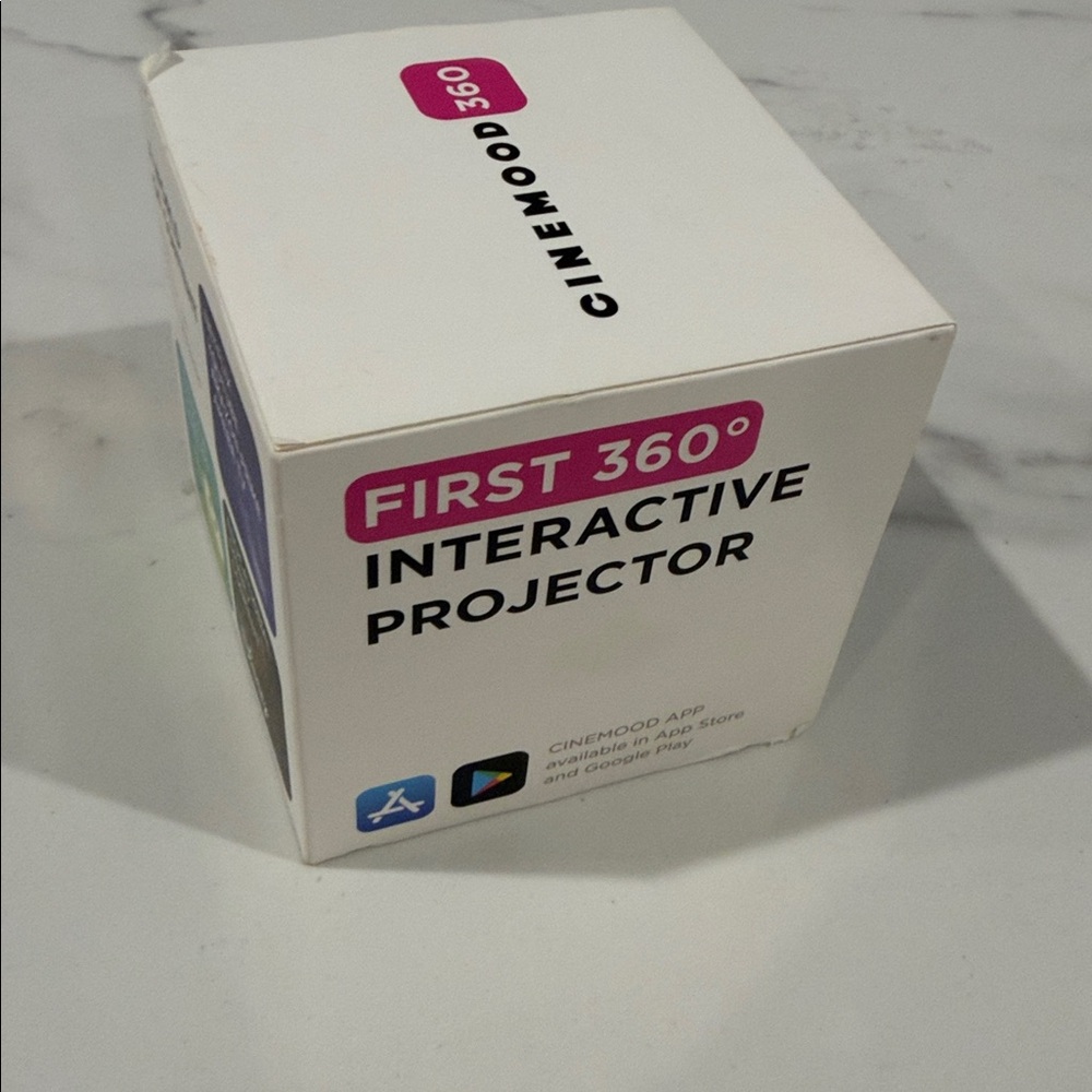 Cinemood 360 Portable Projector - Picture 2 of 4